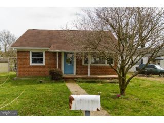 Foreclosed Home - 33 Hydroplane Drive, 21220