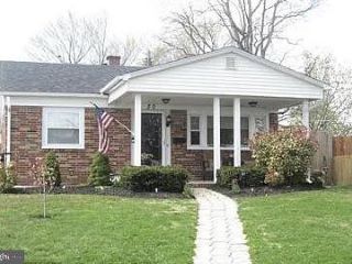 Foreclosed Home - 30 LEFT WING DR, 21220