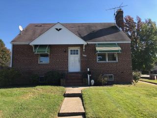 Foreclosed Home - 401 N Marlyn Ave, 21221