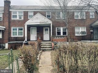 Foreclosed Home - 1353 Cambria St, 21225