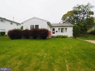 Foreclosed Home - 921 Marksworth Road, 21228