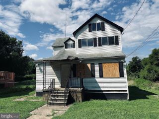 Foreclosed Home - 1614 HARMAN AVE, 21230