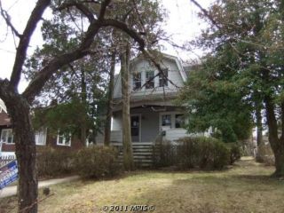 Foreclosed Home - 2901 BERWICK AVE, 21234