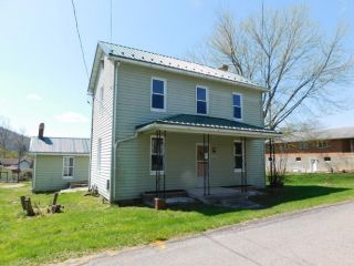 Foreclosed Home - 10128 Hummingbird St, 21529