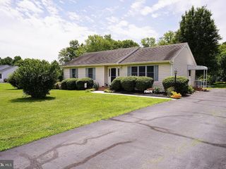 Foreclosed Home - 606 BARNSDALE DR, 21804