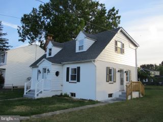 Foreclosed Home - 320 HOLLINGSWORTH ST, 21921