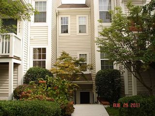 Foreclosed Home - 2812 YARLING CT # 2812, 22042
