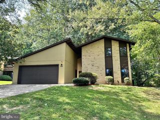 Foreclosed Home - 12310 PERSIMMON PL, 22192