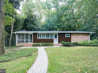 Foreclosed Home - 7210 BEECHWOOD RD, 22307