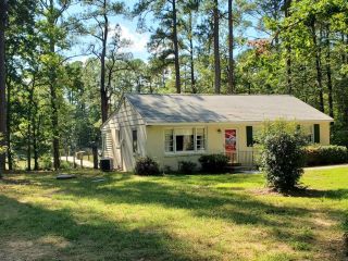 Foreclosed Home - 148 WINDSONG DR, 22488