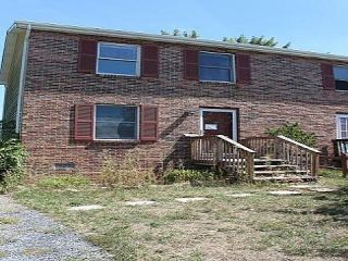 Foreclosed Home - 106 WOODRIDGE CT, 22655