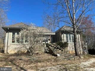 Foreclosed Home - 28 HILLTOP LN, 22747