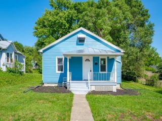 Foreclosed Home - 354 MYRTLE ST, 22802