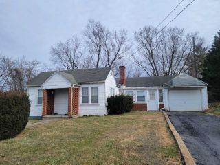 Foreclosed Home - 392 MONGER HILL RD, 22827
