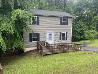 Foreclosed Home - 104 SLATE PL, 22902