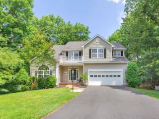Foreclosed Home - 1150 FOXCHASE RDG, 22902