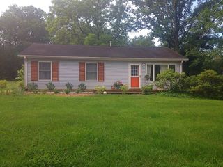 Foreclosed Home - 1426 SUNNY MEADOWS DR, 22903
