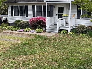 Foreclosed Home - 1017 CEDAR GROVE RD, 22968
