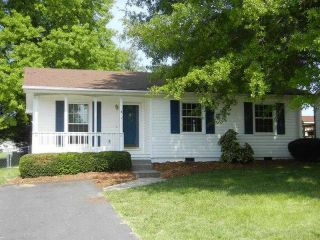 Foreclosed Home - 611 RANDOLPH AVE, 22980