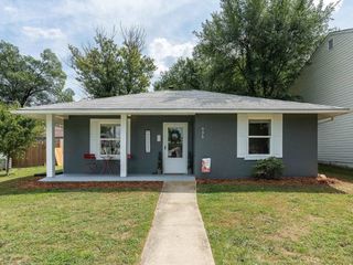 Foreclosed Home - 536 N AUGUSTA AVE, 22980