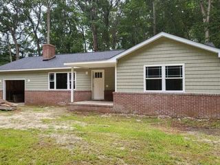 Foreclosed Home - 8428 ROBINS NECK RD, 23061