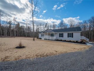 Foreclosed Home - 235 HOTCHKISS RD, 23117