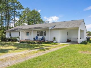 Foreclosed Home - 967 LILLYS NECK RD, 23119