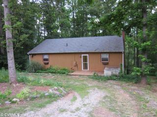 Foreclosed Home - 2330 MOUNTAIN VIEW RD, 23139