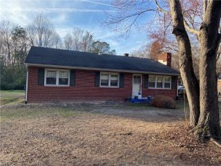 Foreclosed Home - 8733 BARHAMSVILLE RD, 23168