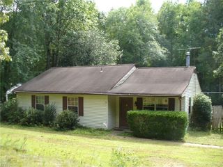 Foreclosed Home - 103 RACEFIELD DR, 23168