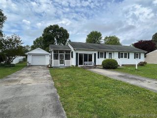 Foreclosed Home - 230 TAYLOR AVE, 23175