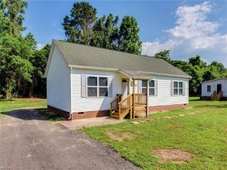 Foreclosed Home - 7836 MARYLAND AVE, 23181