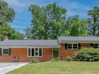 Foreclosed Home - 210 LONGHILL RD, 23185