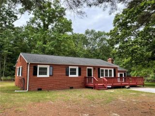 Foreclosed Home - 153 WINSTON DR, 23185