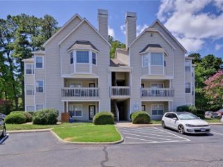 Foreclosed Home - 100 WINDSOR LN APT I, 23185