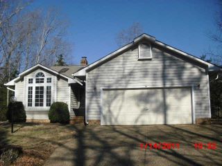 Foreclosed Home - List 100064740