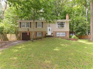 Foreclosed Home - 109 KING HENRY WAY, 23188