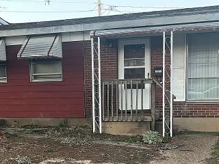 Foreclosed Home - 1216 W LEIGH ST, 23220