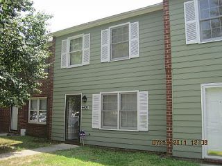 Foreclosed Home - 4403 FOXTAIL LN UNIT 6, 23223