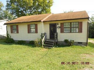 Foreclosed Home - 1420 LENMORE ST, 23224