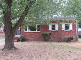 Foreclosed Home - 2212 CLEARFIELD ST, 23224