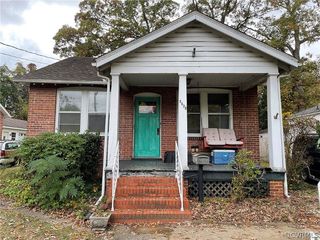 Foreclosed Home - 5608 BLOOMINGDALE AVE, 23228