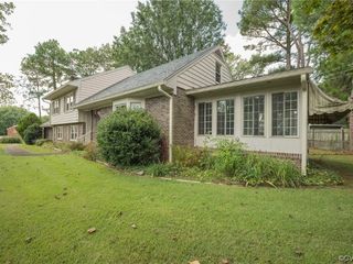 Foreclosed Home - 2100 WOLVERINE DR, 23228