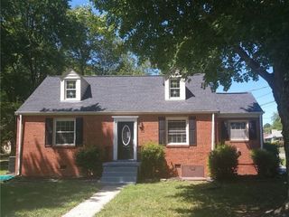 Foreclosed Home - 1316 BOBBIEDELL LN, 23229