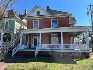 Foreclosed Home - 500 MONROE AVE, 23310