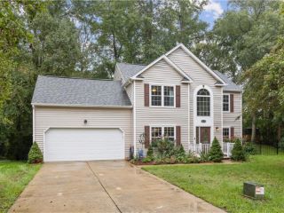 Foreclosed Home - 14974 ASHBY WAY E, 23314