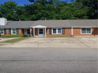 Foreclosed Home - 834 WICKFORD DR, 23320