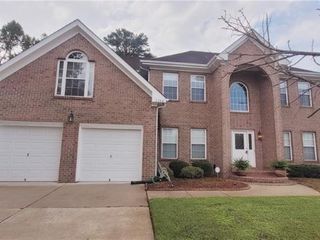 Foreclosed Home - 1304 PIEDMONT ARCH, 23320