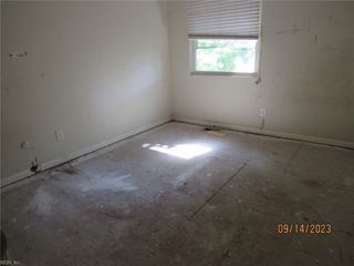 Foreclosed Home - List 100928312