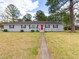 Foreclosed Home - 4401 AIRLINE BLVD, 23321